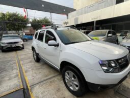 Renault Duster lleno