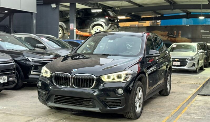 BMW X1 lleno