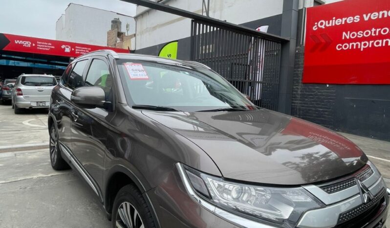 MITSUBISHI OUTLANDER lleno