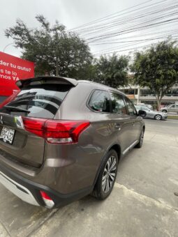 MITSUBISHI OUTLANDER lleno