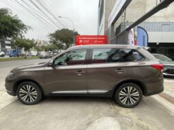 MITSUBISHI OUTLANDER lleno