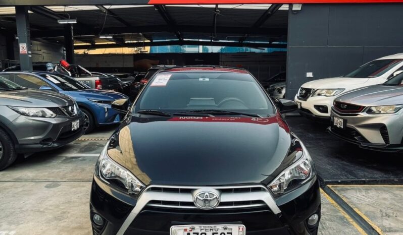 Toyota Yaris lleno