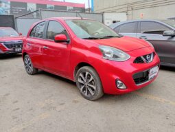 NISSAN MARCH lleno