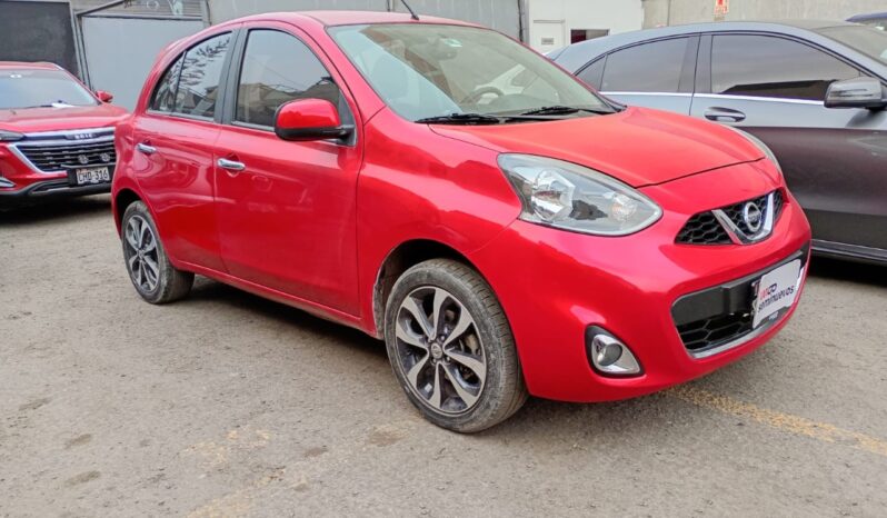 NISSAN MARCH lleno