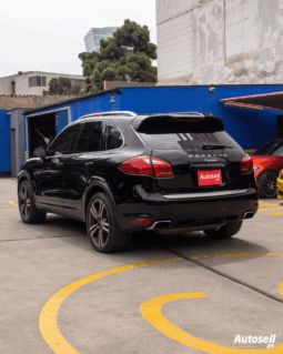Porsche Cayenne V6 lleno