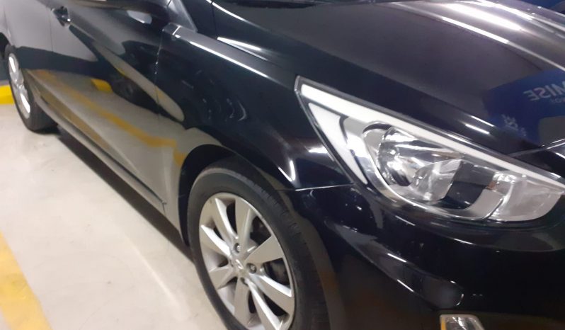 HYUNDAI NEW ACCENT 1.4 GL 5HB SPORT AT lleno