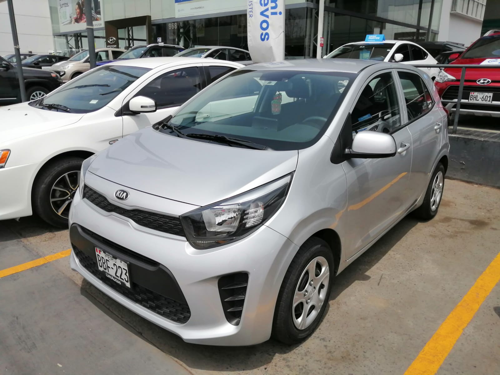 KIA PICANTO 1.0 MT LX PLUS / GLP