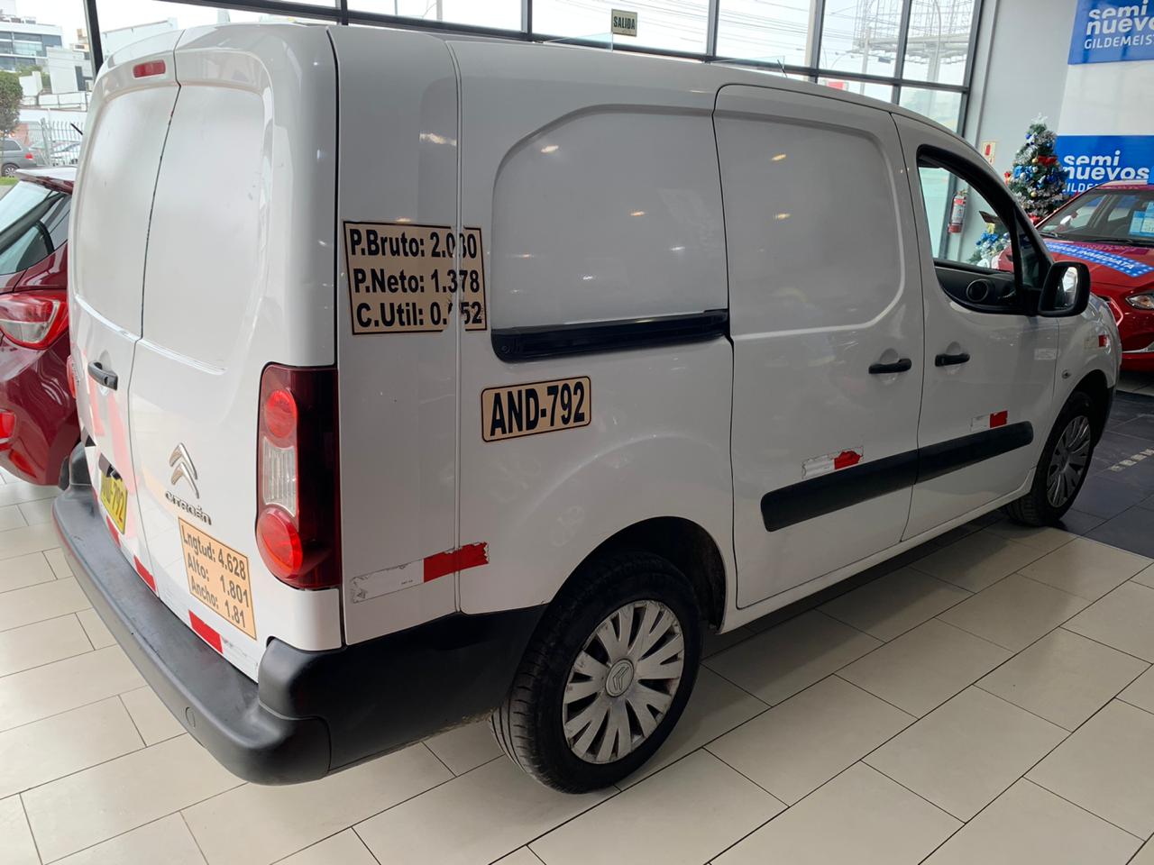 CITROEN BERLINGO VU 1.6 MT LARGO / GLP