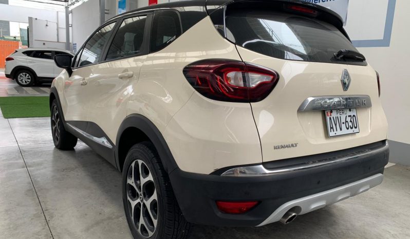 RENAULT CAPTUR INTENS 4X2 2.0 AT lleno