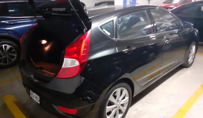 HYUNDAI NEW ACCENT 1.4 GL 5HB SPORT AT lleno