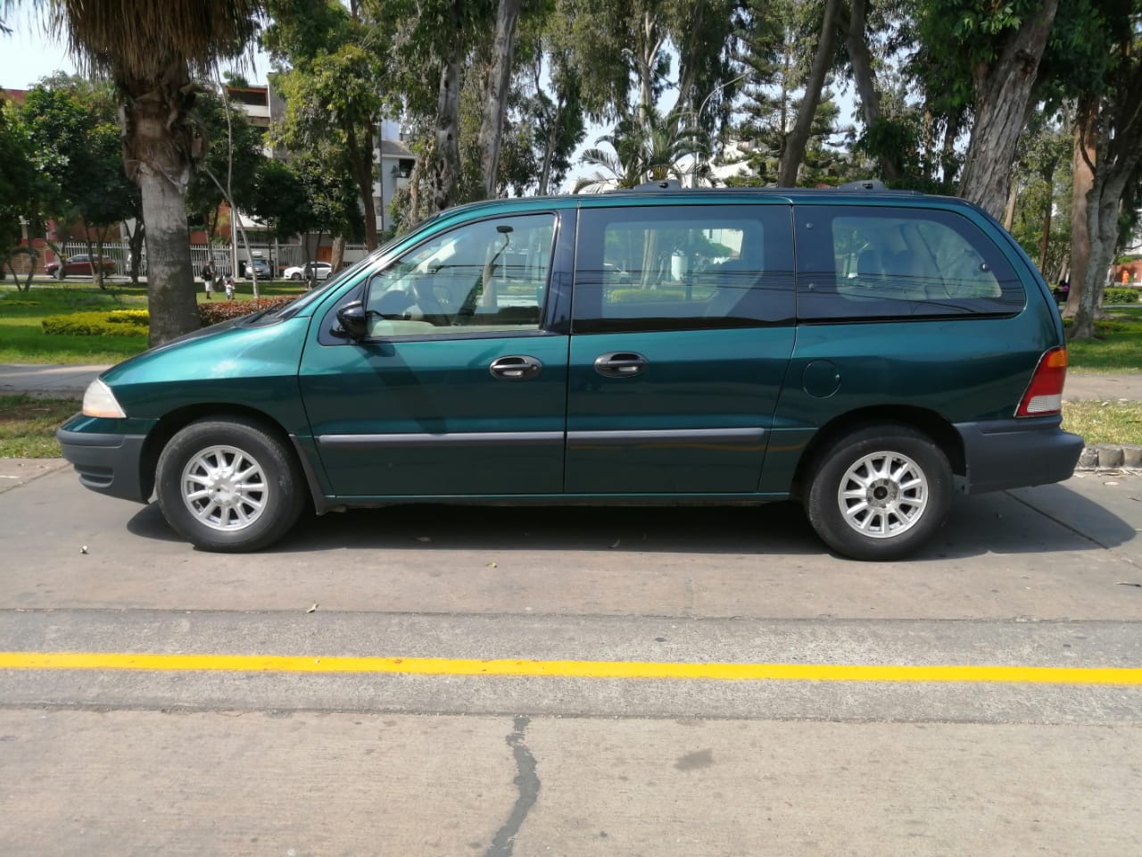 Ford Windstar 1999