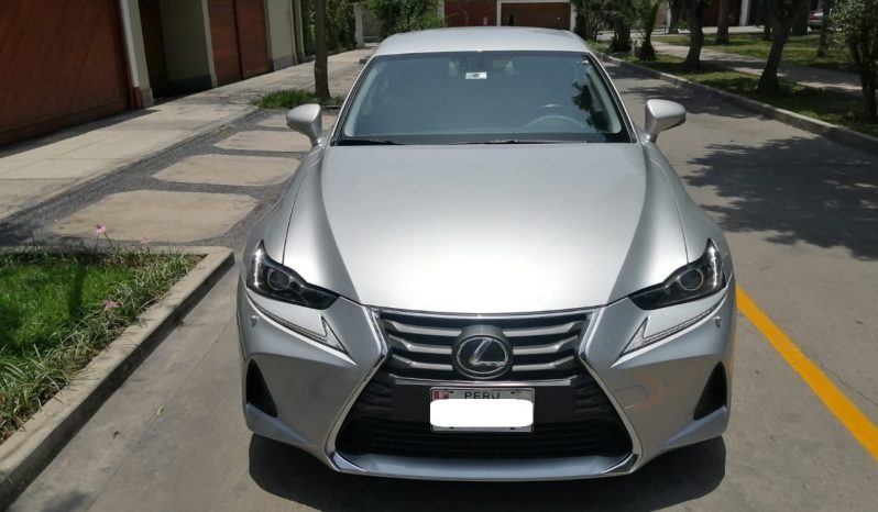 Lexus Is 300 2018 lleno