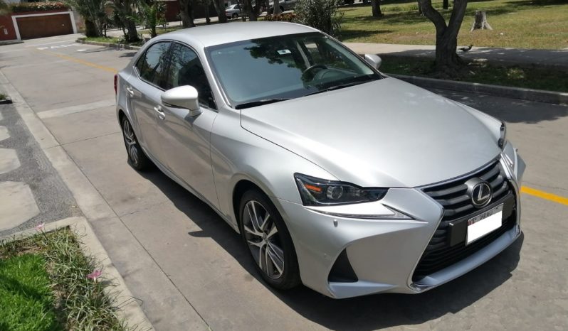 Lexus Is 300 2018 lleno