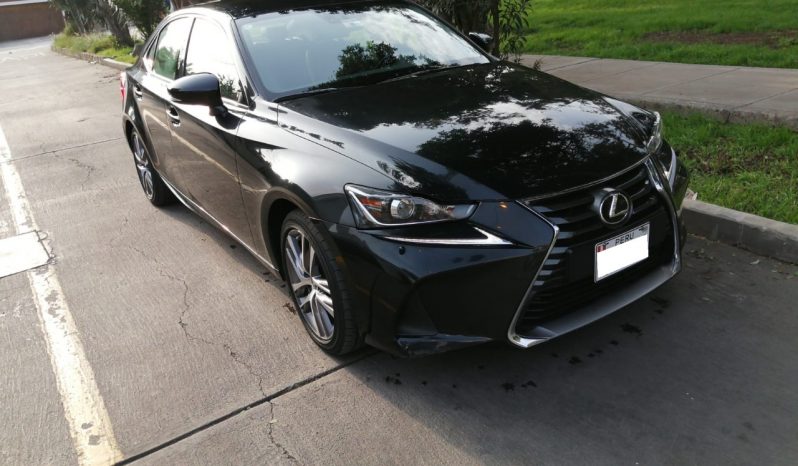 Lexus Is 300 2018 lleno