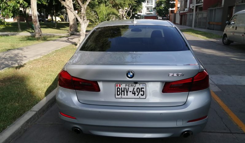 BMW 520-I 2018 lleno