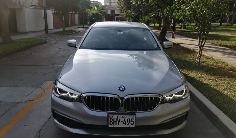 BMW 520-I 2018 lleno