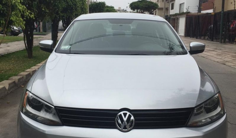 Volkswagen Jetta 2011 lleno