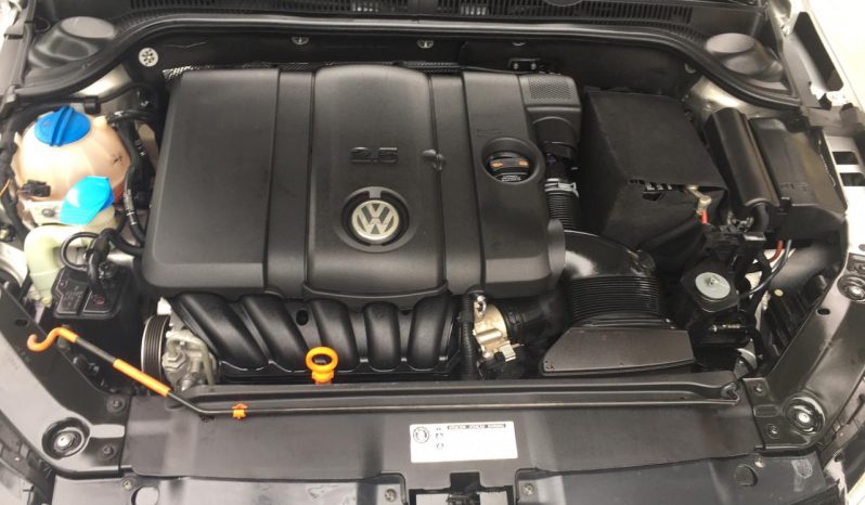 Volkswagen Jetta 2011 lleno