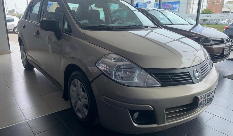 NISSAN TIIDA 1.6 MT lleno