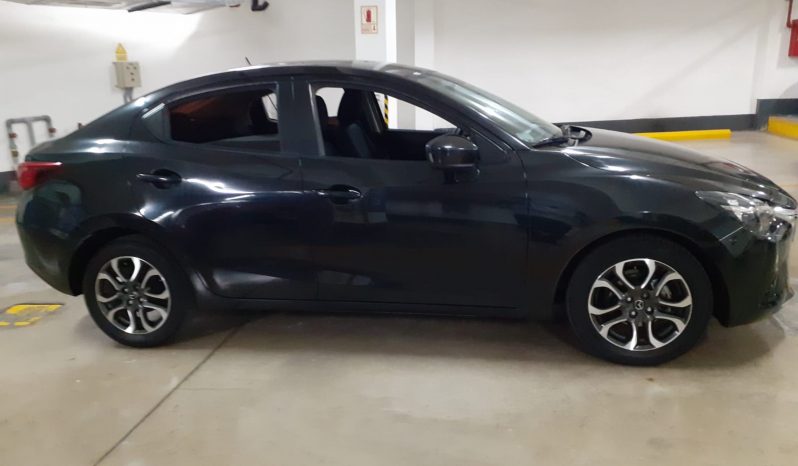 MAZDA MAZDA 2 SEDAN AT 1.5 HIGH lleno