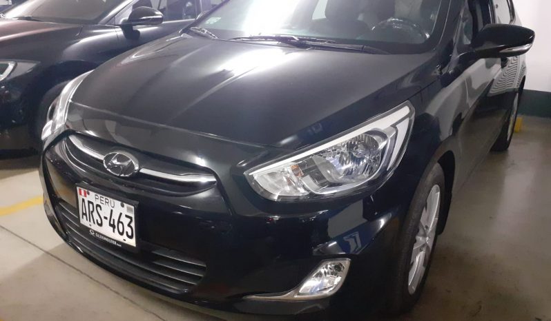 HYUNDAI NEW ACCENT 1.4 GL 5HB SPORT AT lleno