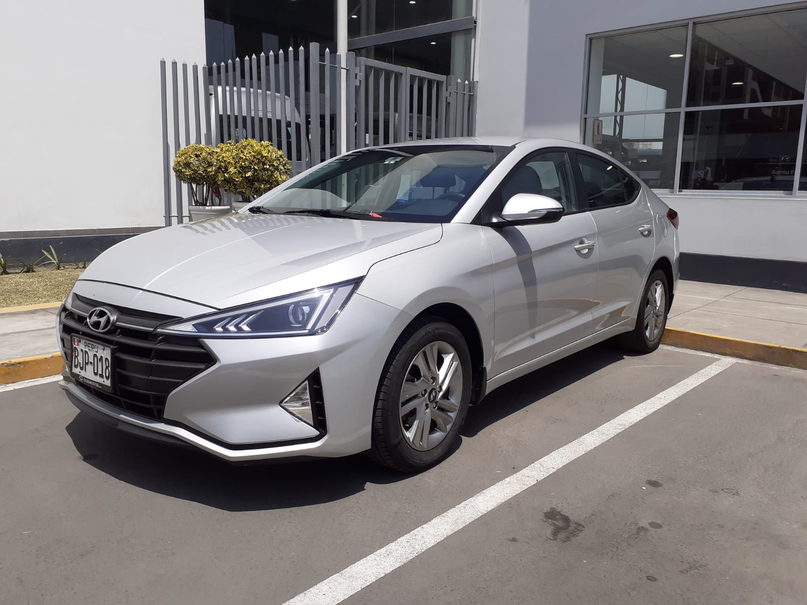 HYUNDAI NEW ELANTRA AD FL GL 1.6 MT FULL AVN E4