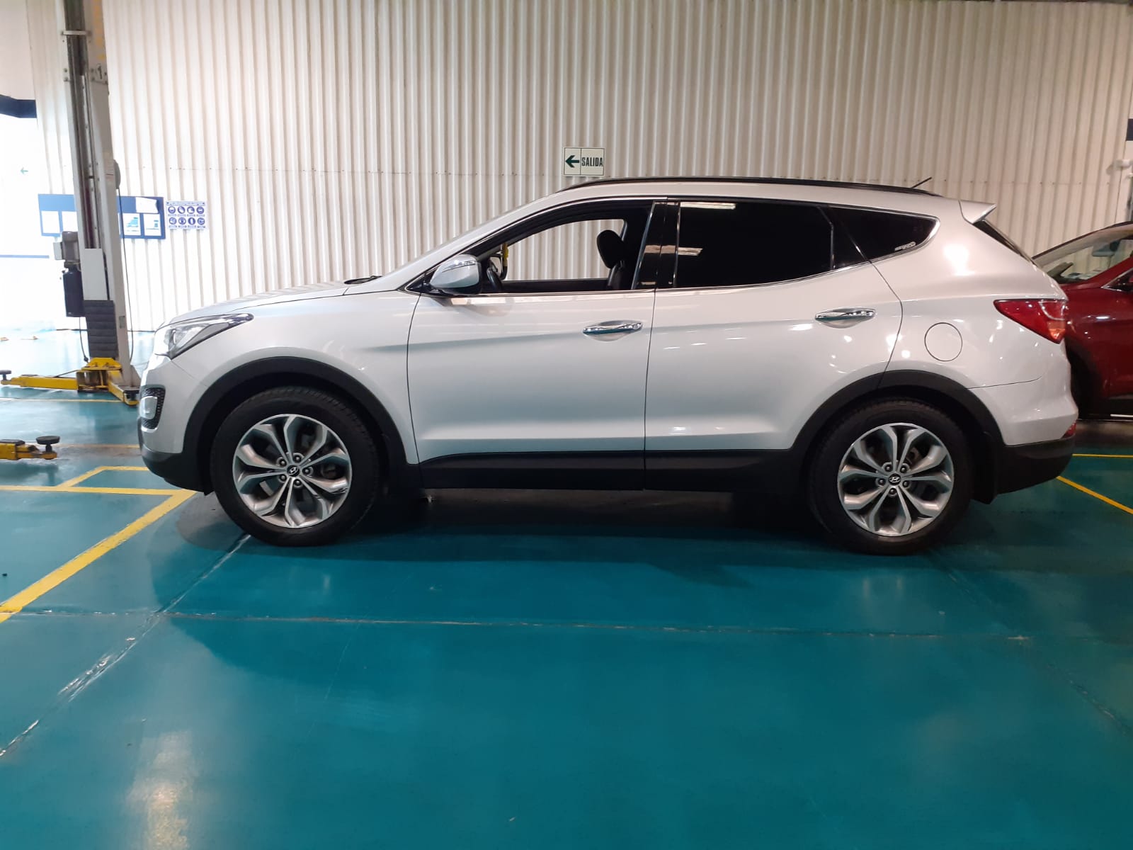 HYUNDAI SANTA FE 7S GLS 2WD MT SPORT