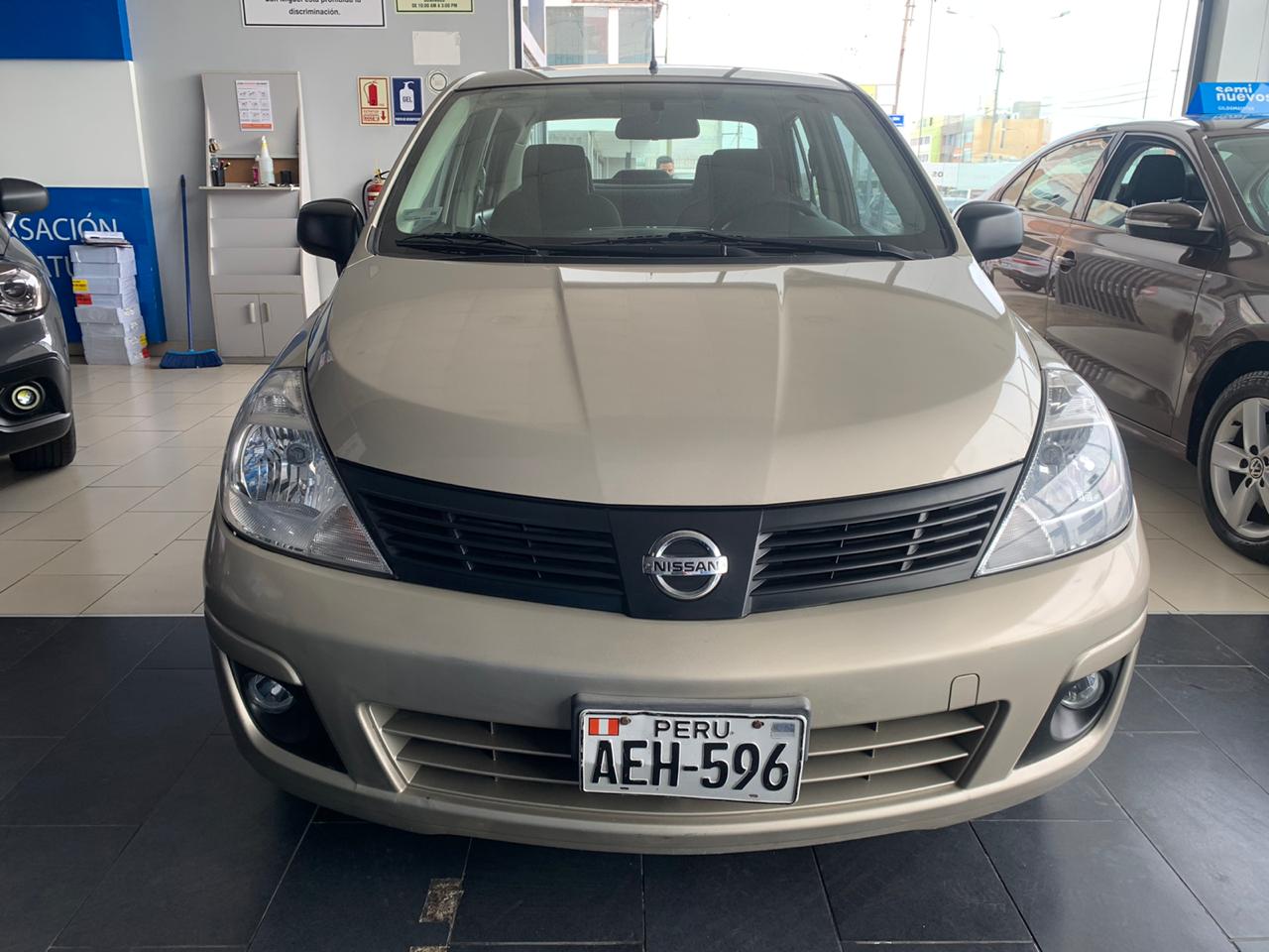 NISSAN TIIDA 1.6 MT