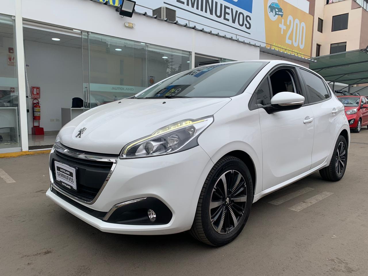 PEUGEOT 208 AT 1.6 ACTIVE TIP AUTOMATICO MODELO 2017