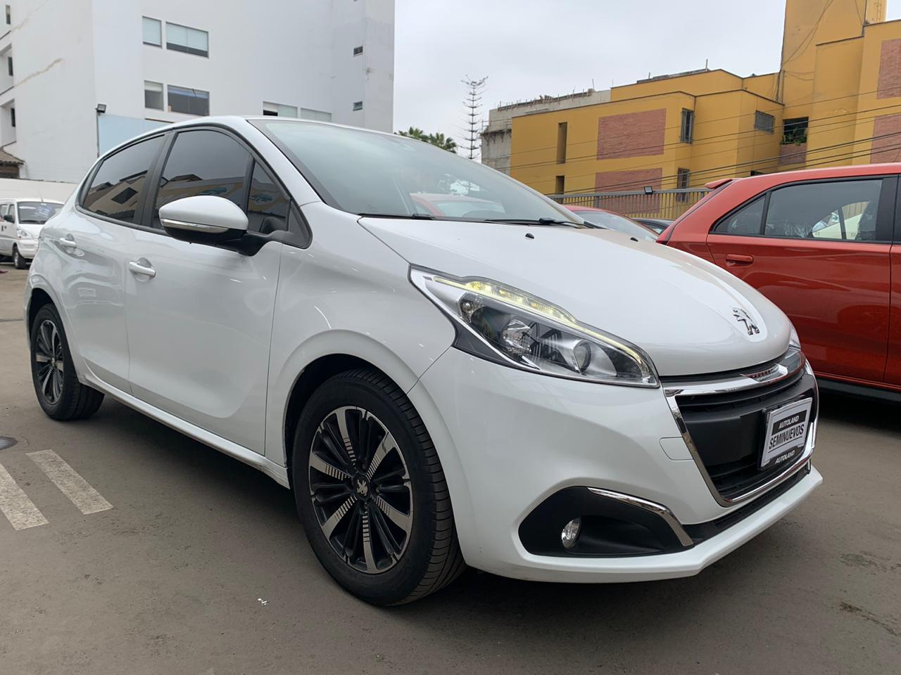 PEUGEOT 208 AT 1.6 ACTIVE TIP AUTOMATICO MODELO 2017